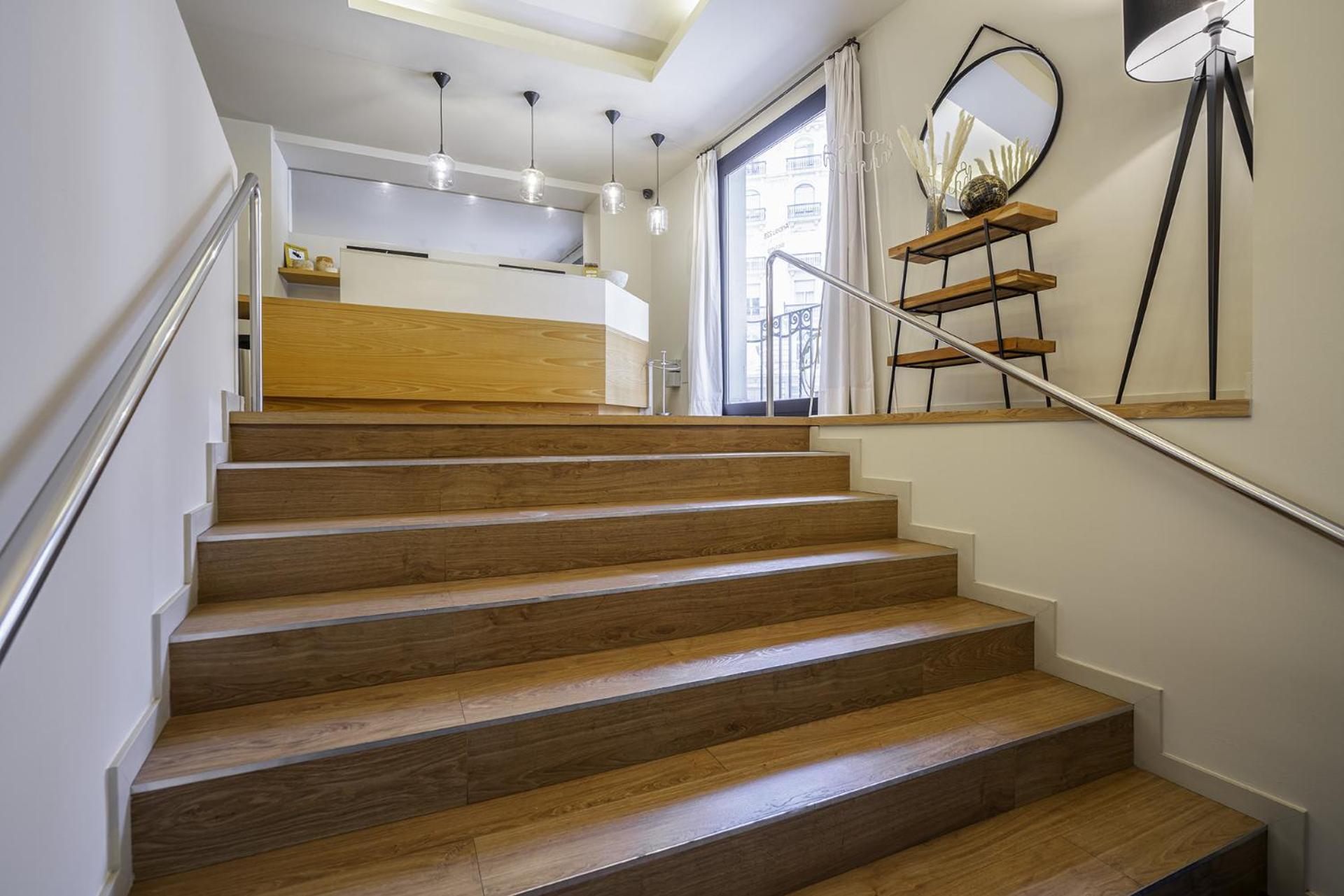 Ola Living Hostal Diagonal — Foto 1
